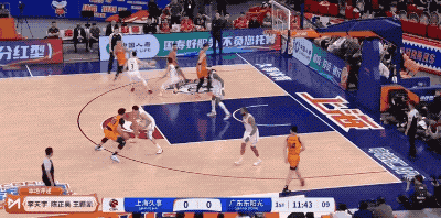 杜锋：我赌你枪里没子弹…卢伟：“呯”！
